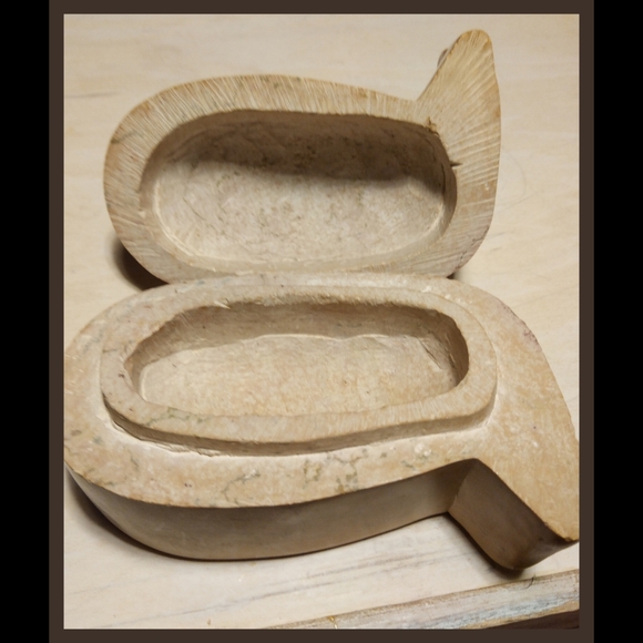 VINTAGE RHINO SOAPSTONE BOX-ONE OF A KIND-PERFECT - Picture 4 of 7